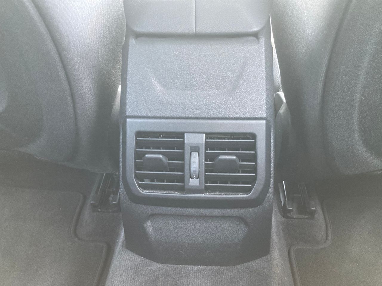 F40 118d Sports Hatch 5-door B47 2.0d