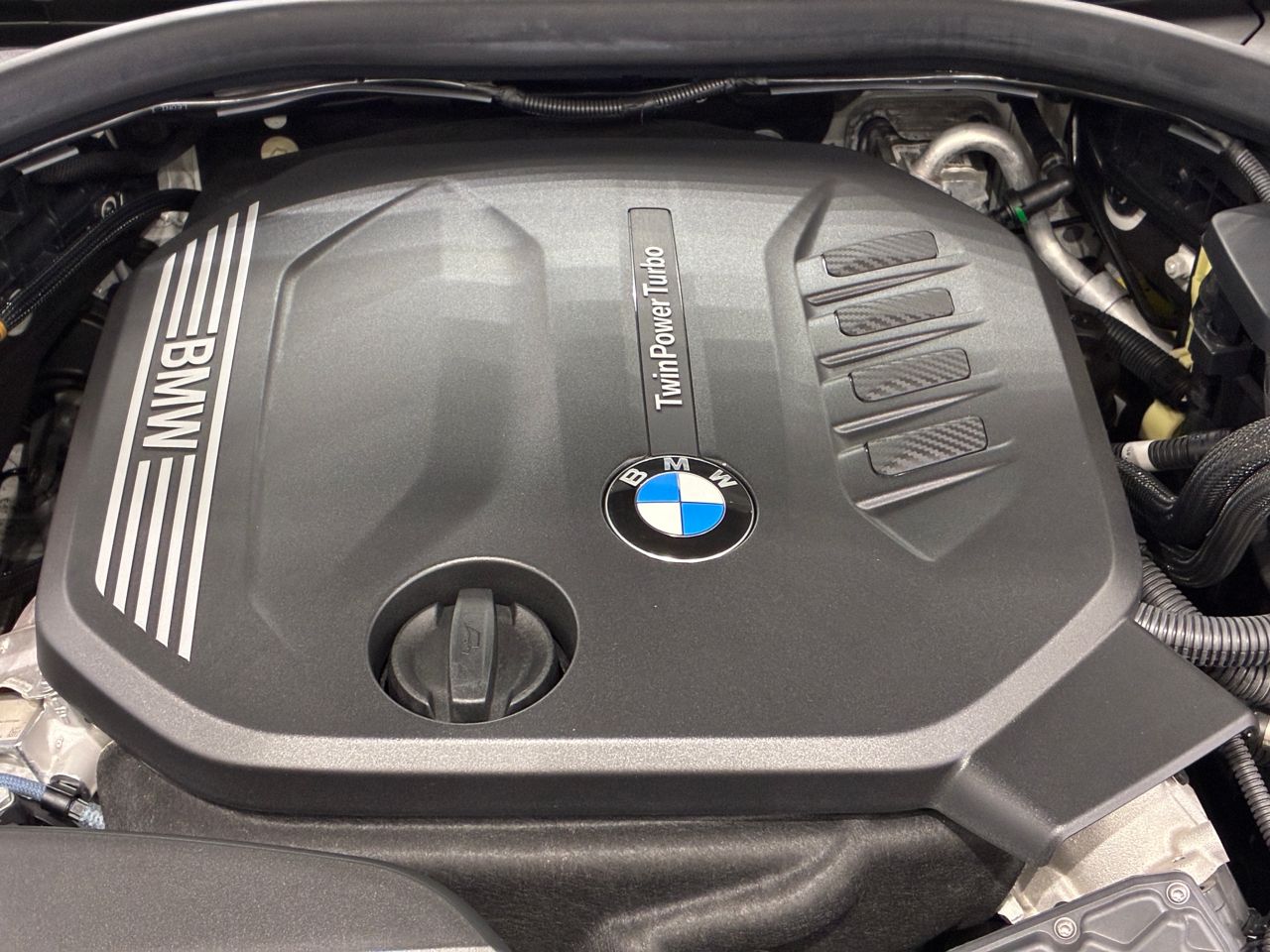 320d xDrive Berline RHD