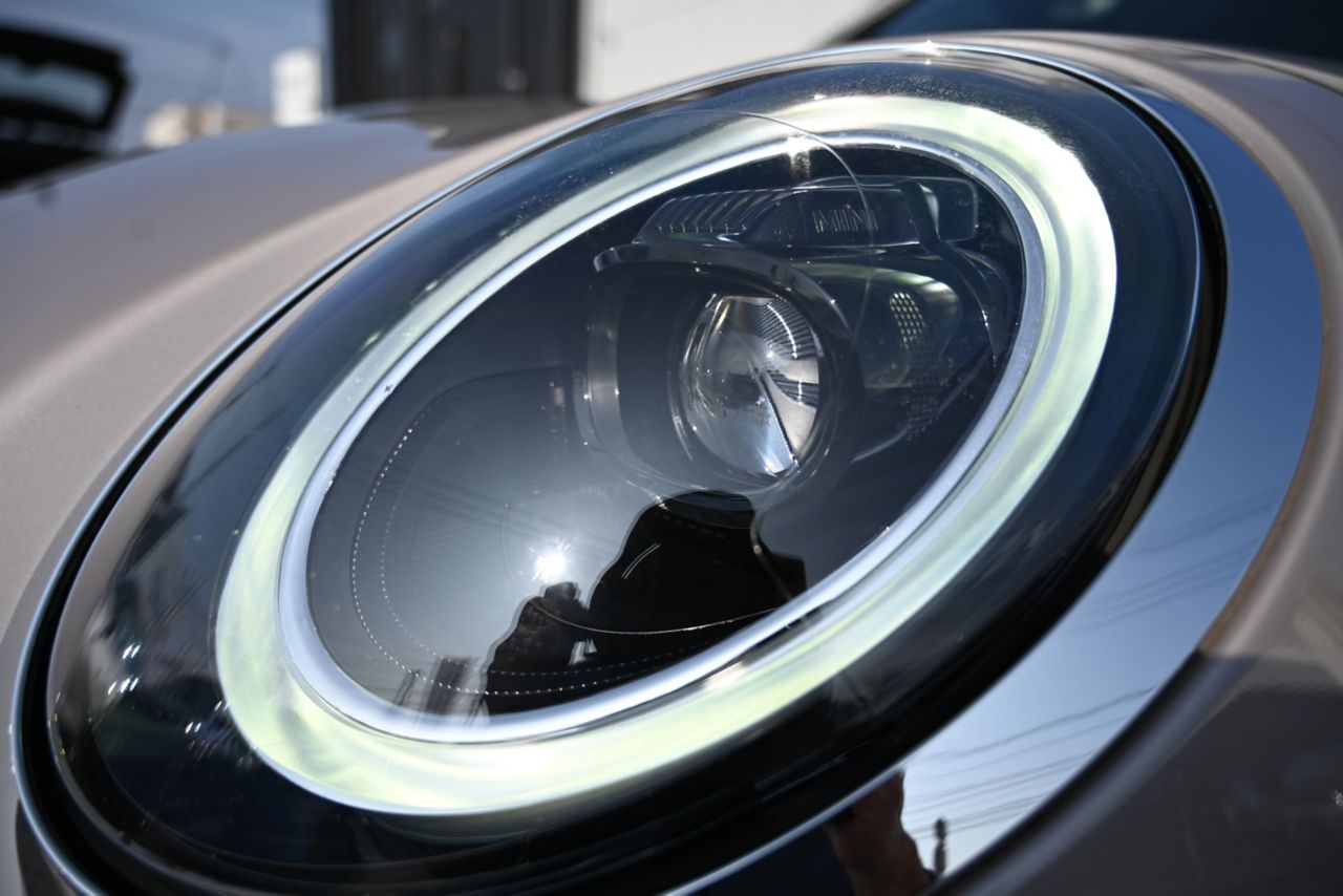 MINI Cooper F56 RHD