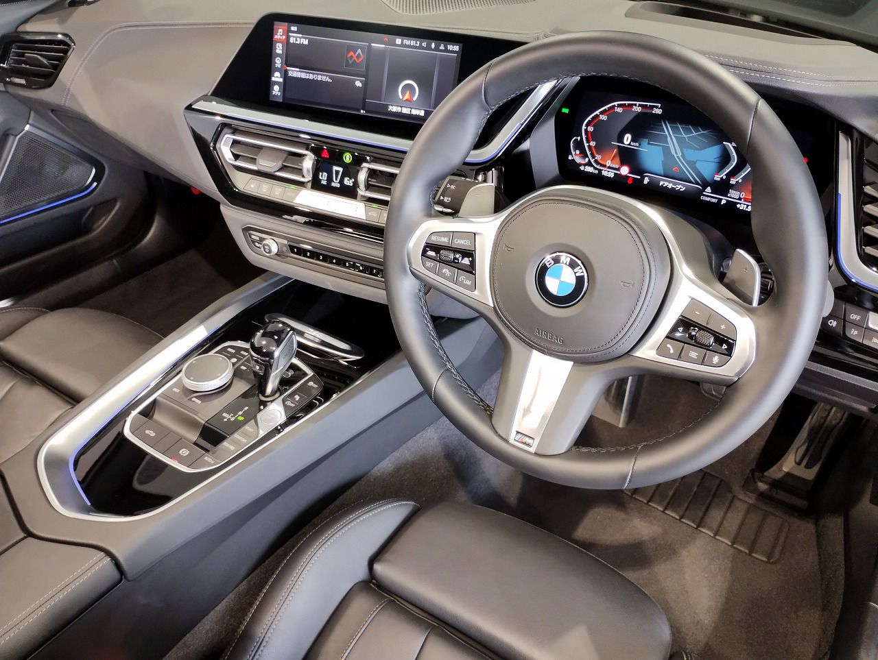 G29 z4 sDrive20i RHD