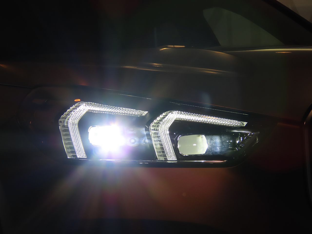 U11 iX1 xDrive30