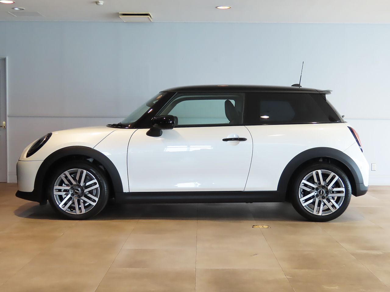 F66 MINI Cooper S 3Dr