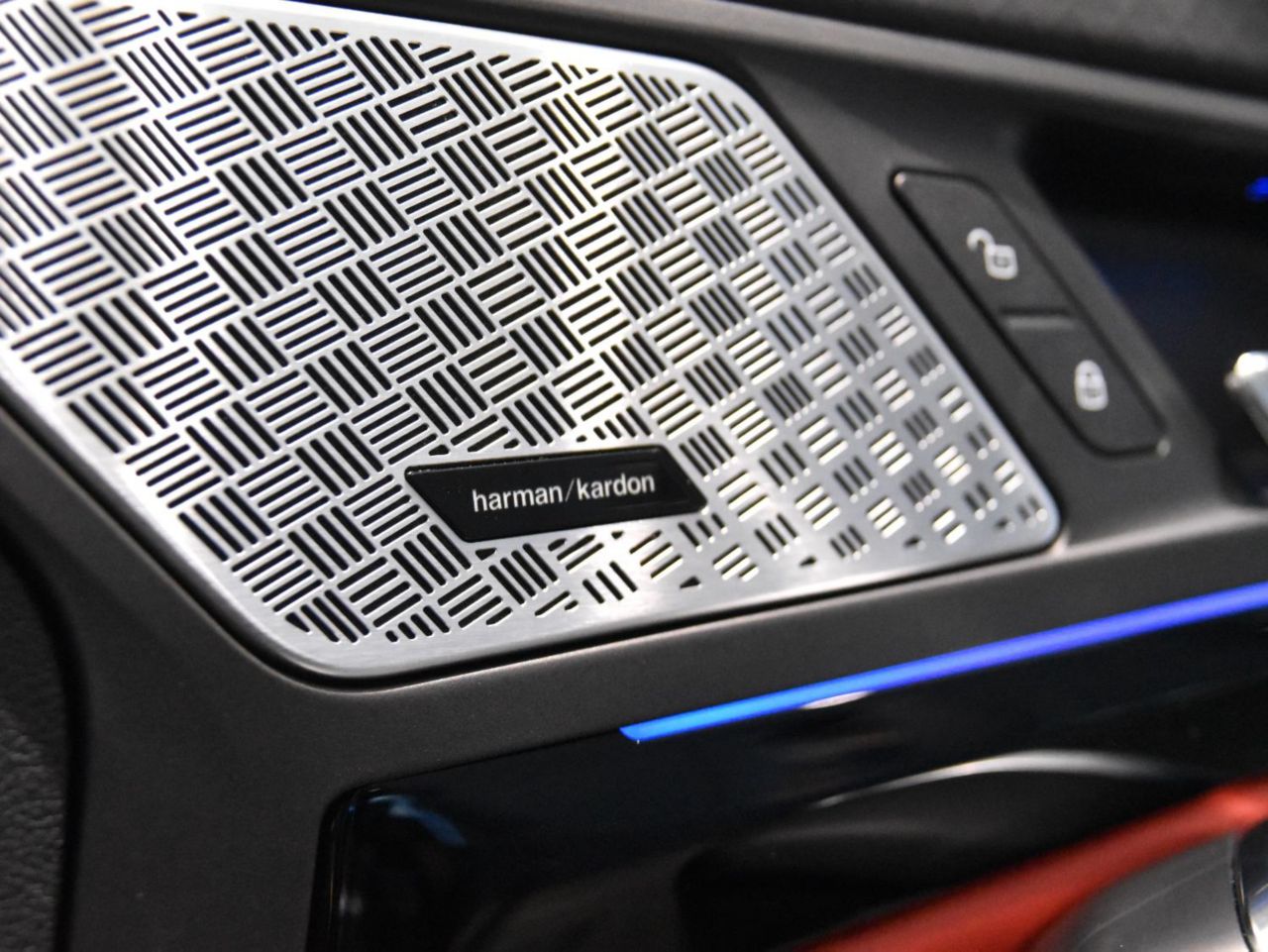 X2 M35i xDrive RHD