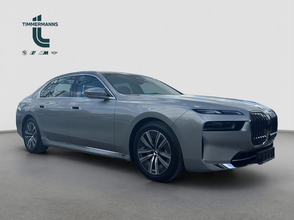 BMW 740