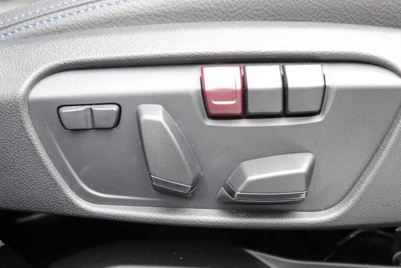 F40 118d Sports Hatch 5-door B47 2.0d