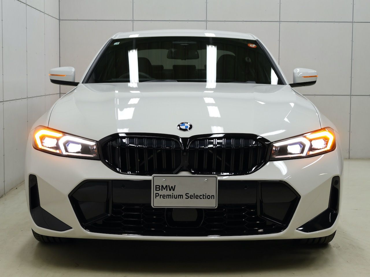 320d xDrive Berline RHD