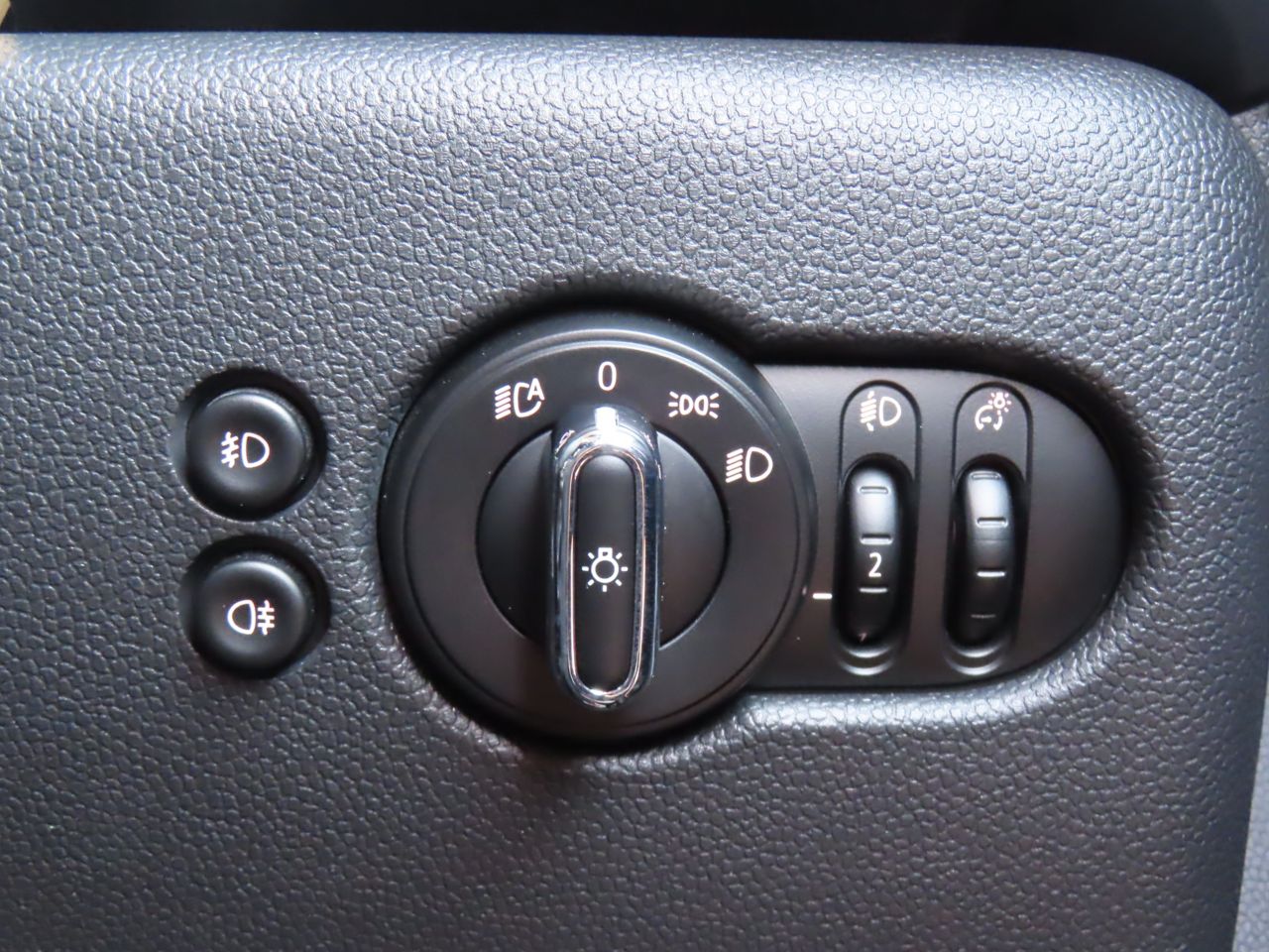 F55 MINI Cooper SD 5dr Hatch LCI