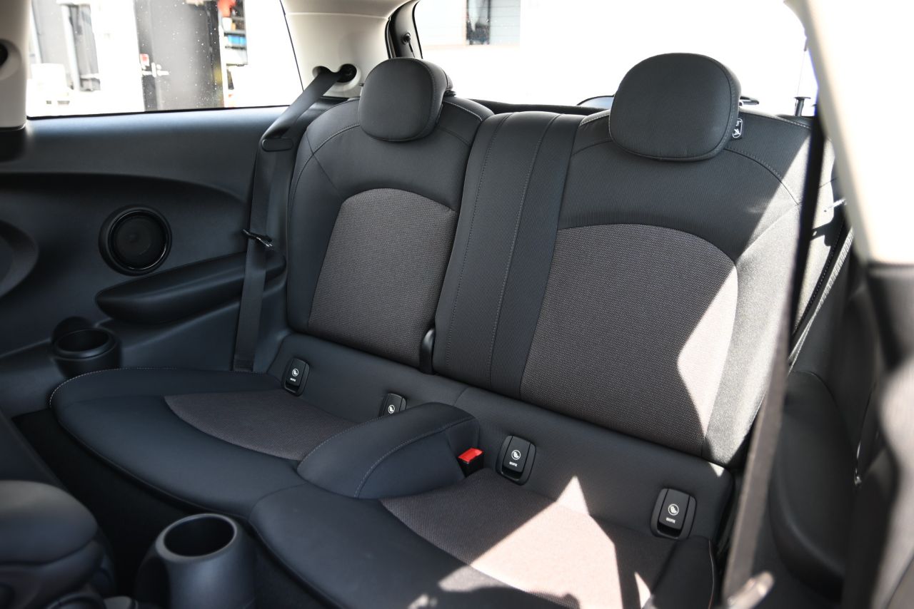 F56 MINI Cooper 3-Door Hatch LCI