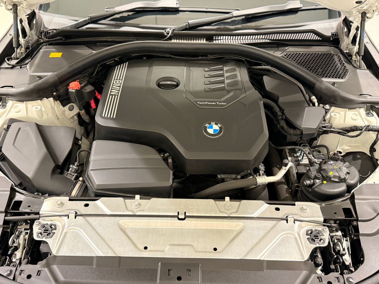 G20 320i Saloon RHD MX