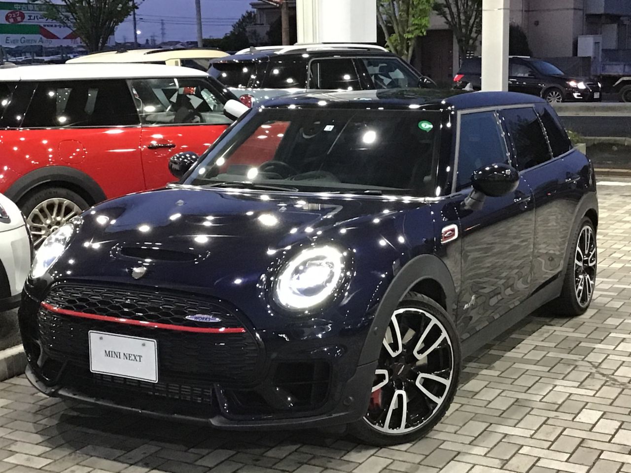 THE MINI JOHN COOPER WORKS CLUBMAN.