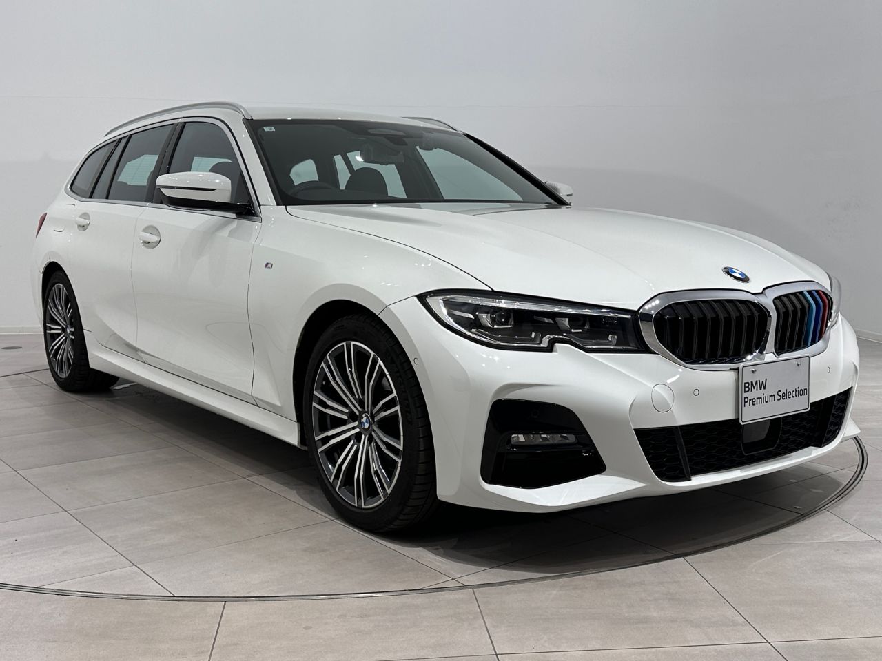 G21 320i RHD