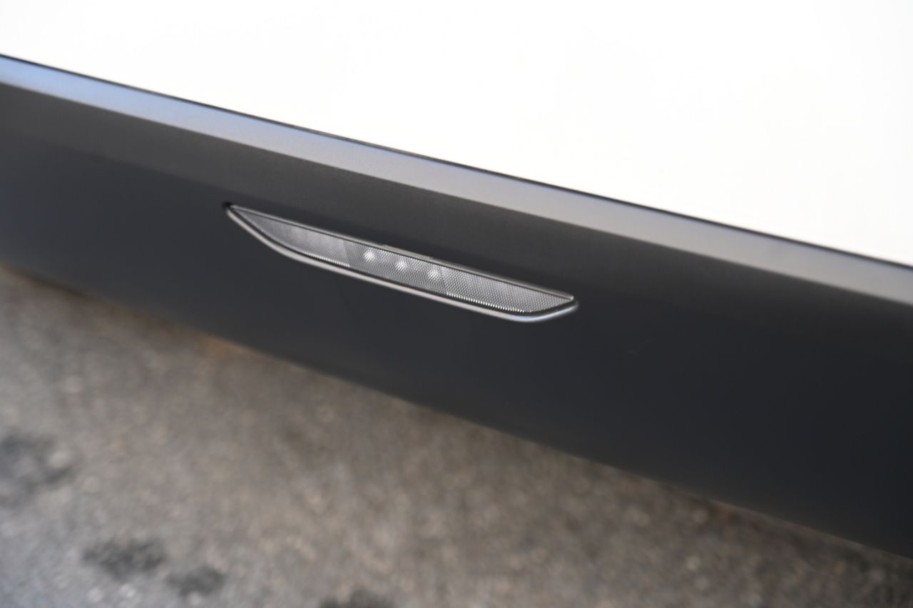 J01 MINI Cooper E