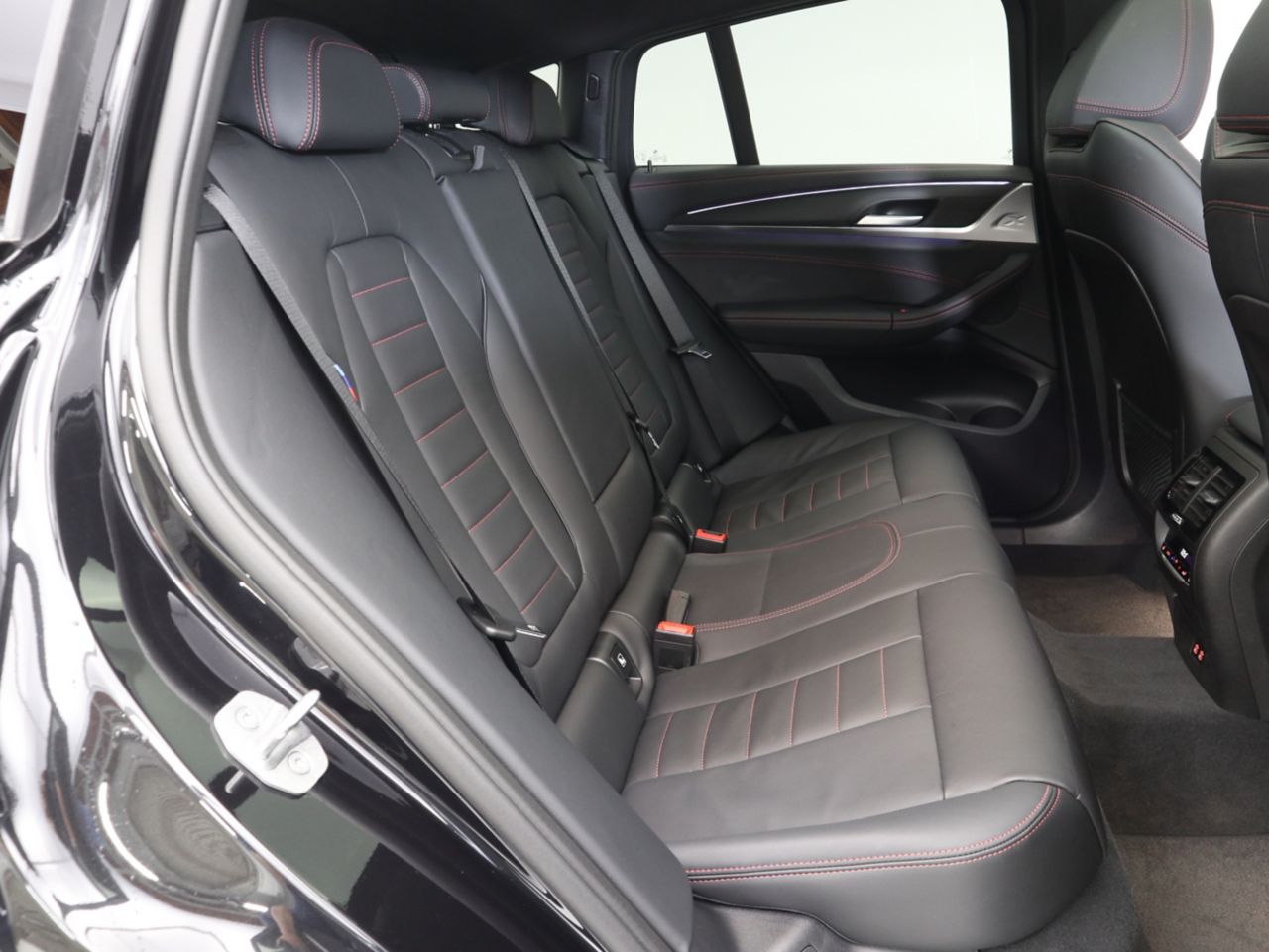 X4 xDrive20d RHD