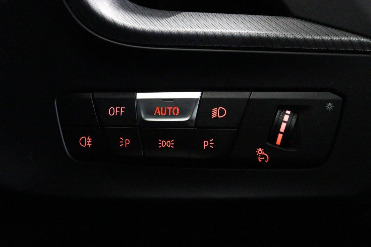 F40 M135i xDrive Sports Hatch 5-door B48 2.0i