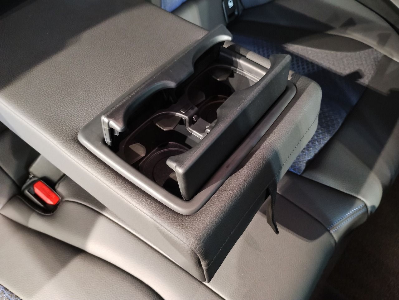 F40 118d Sports Hatch 5-door B47 2.0d