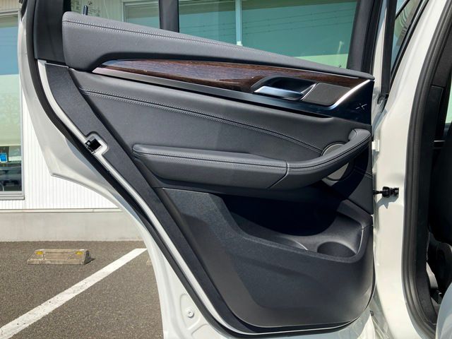 X4 xDrive20d RHD