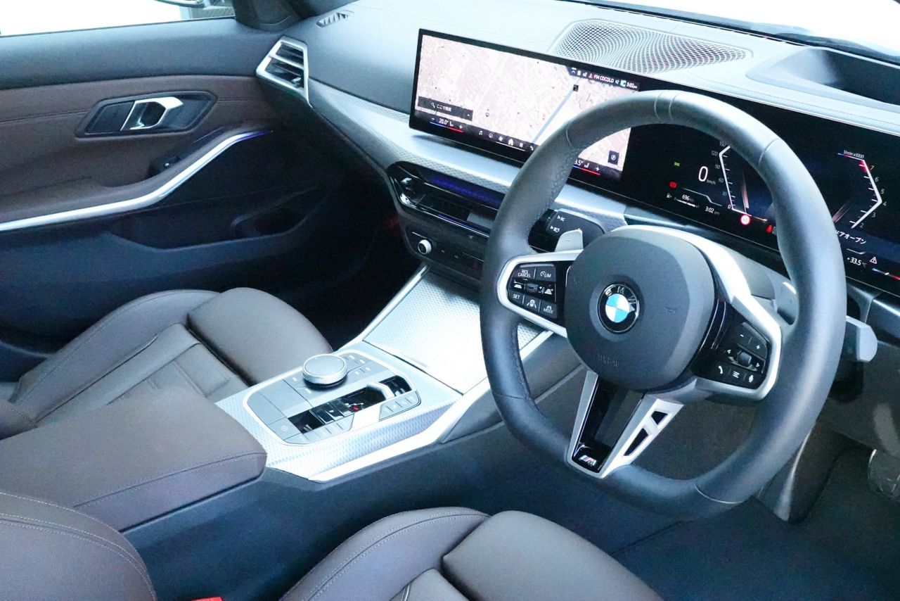 G20 320i Saloon LCI RHD MX