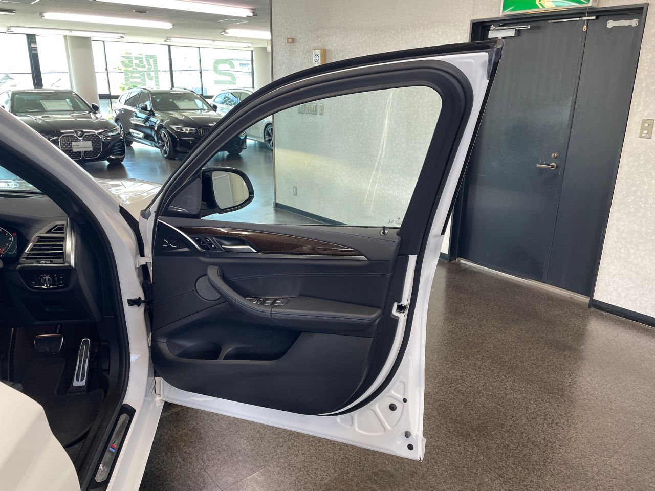 G01 X3 M40i RHD LCI ZA