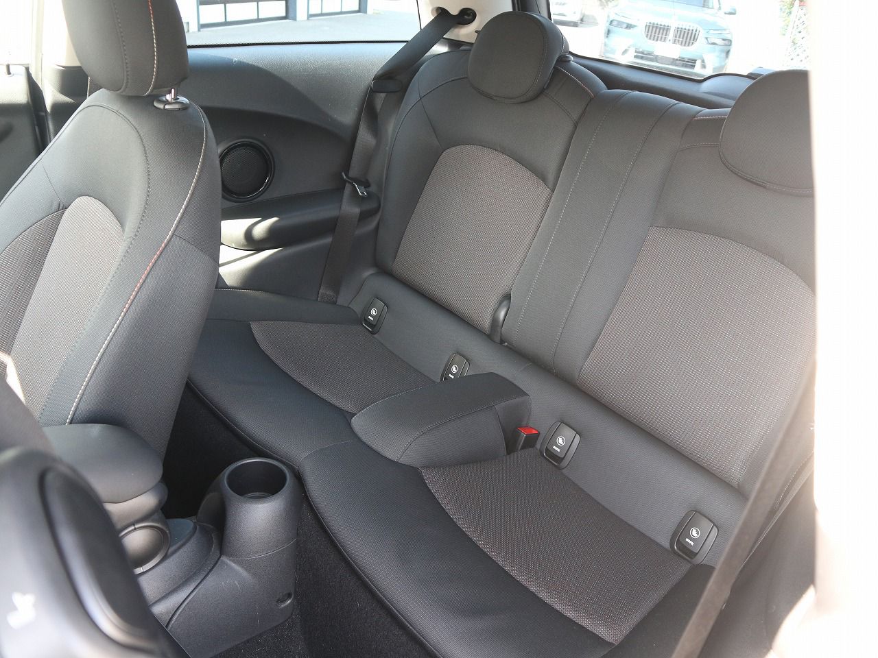 F56 MINI Cooper 3-Door Hatch LCI