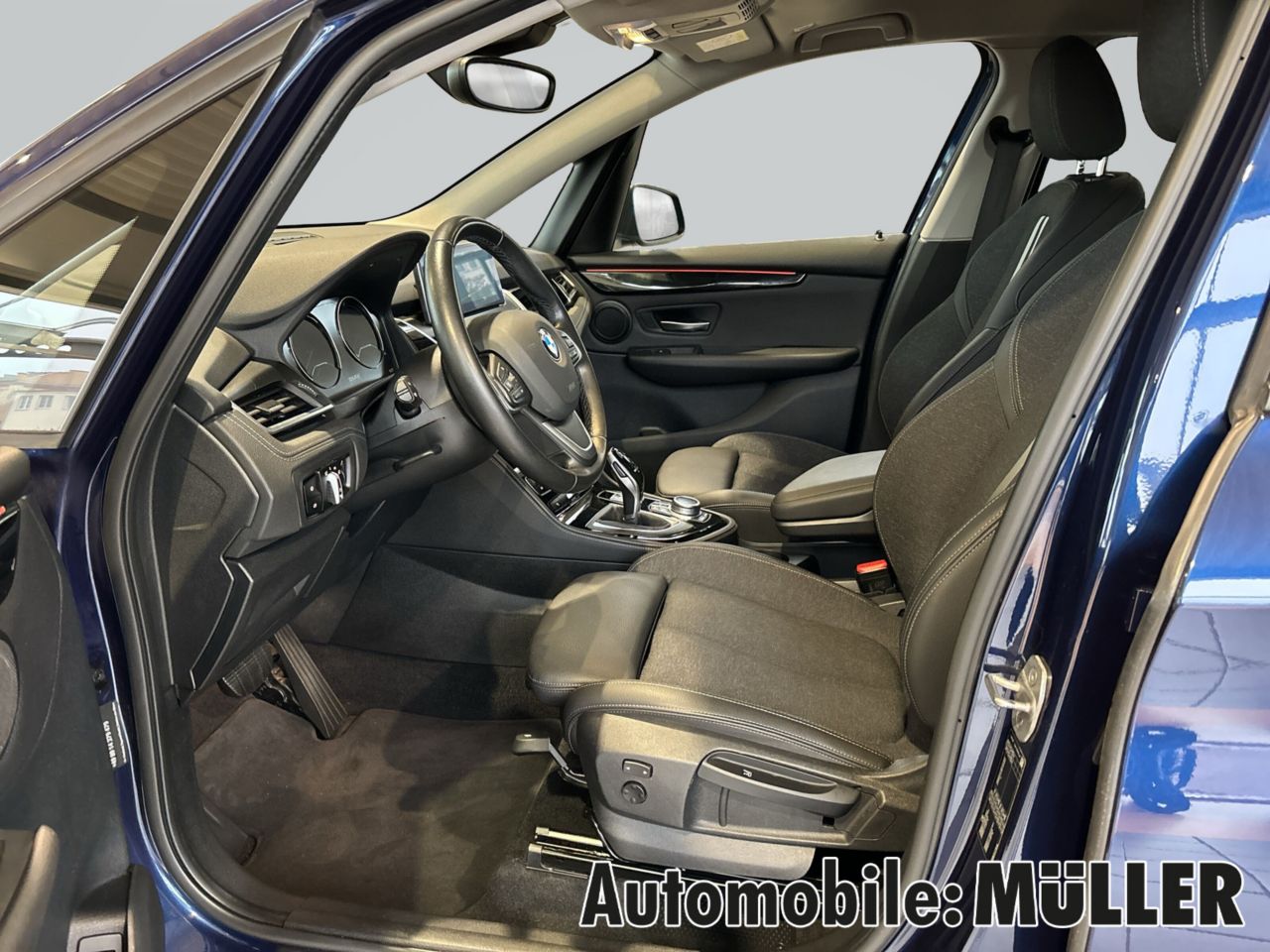 BMW 218