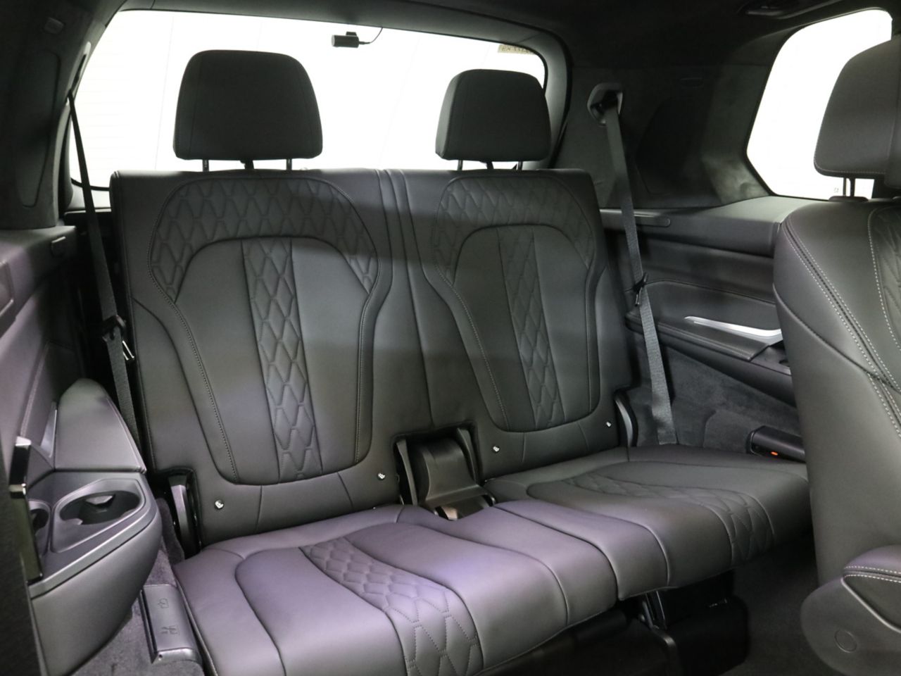 X7 xDrive40d RHD US