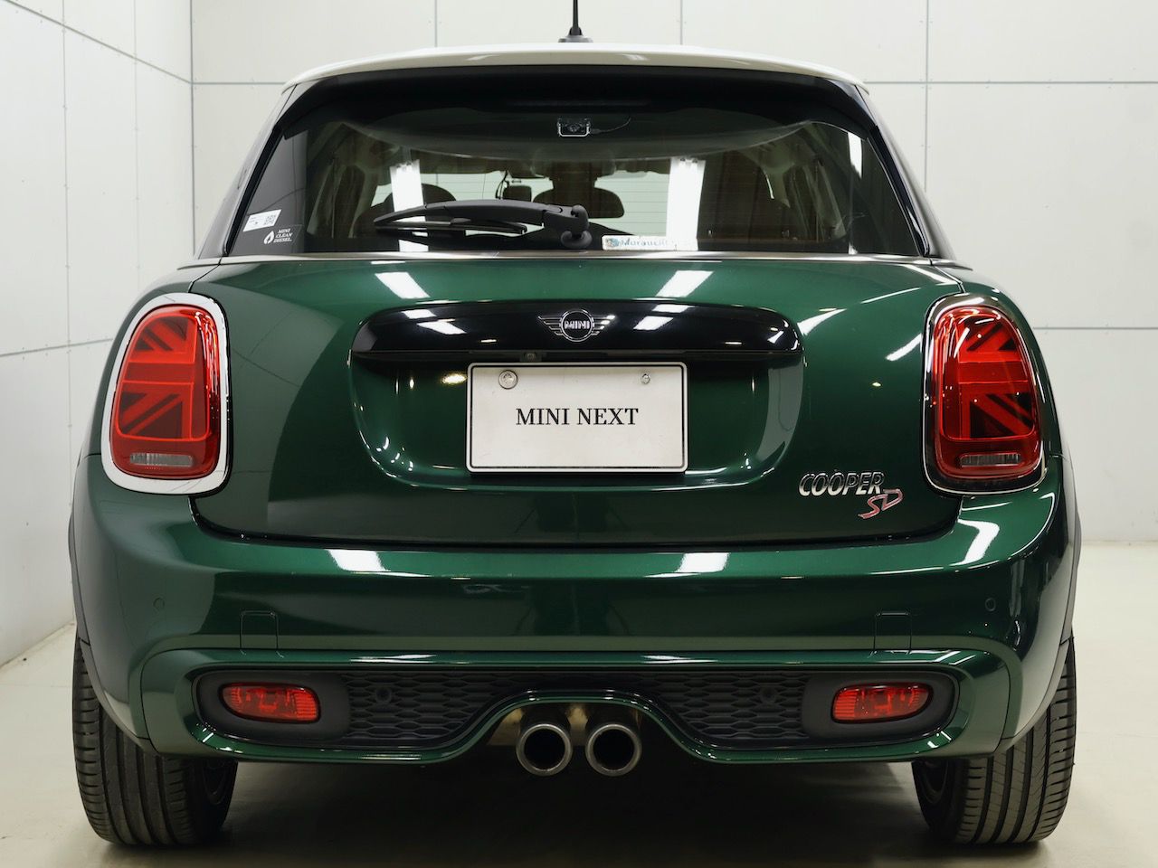 F55 COOPER S D(AT)