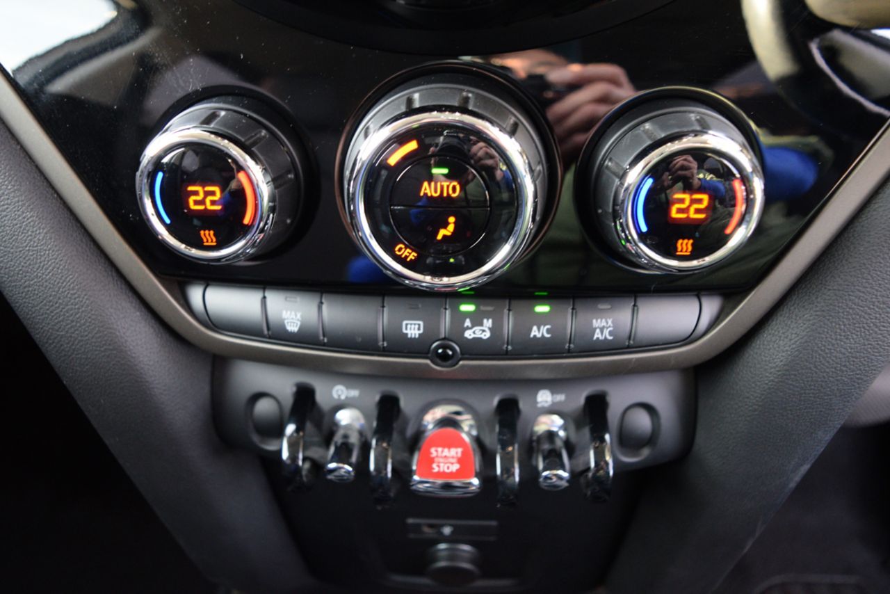 MINI CROSSOVER COOPER D