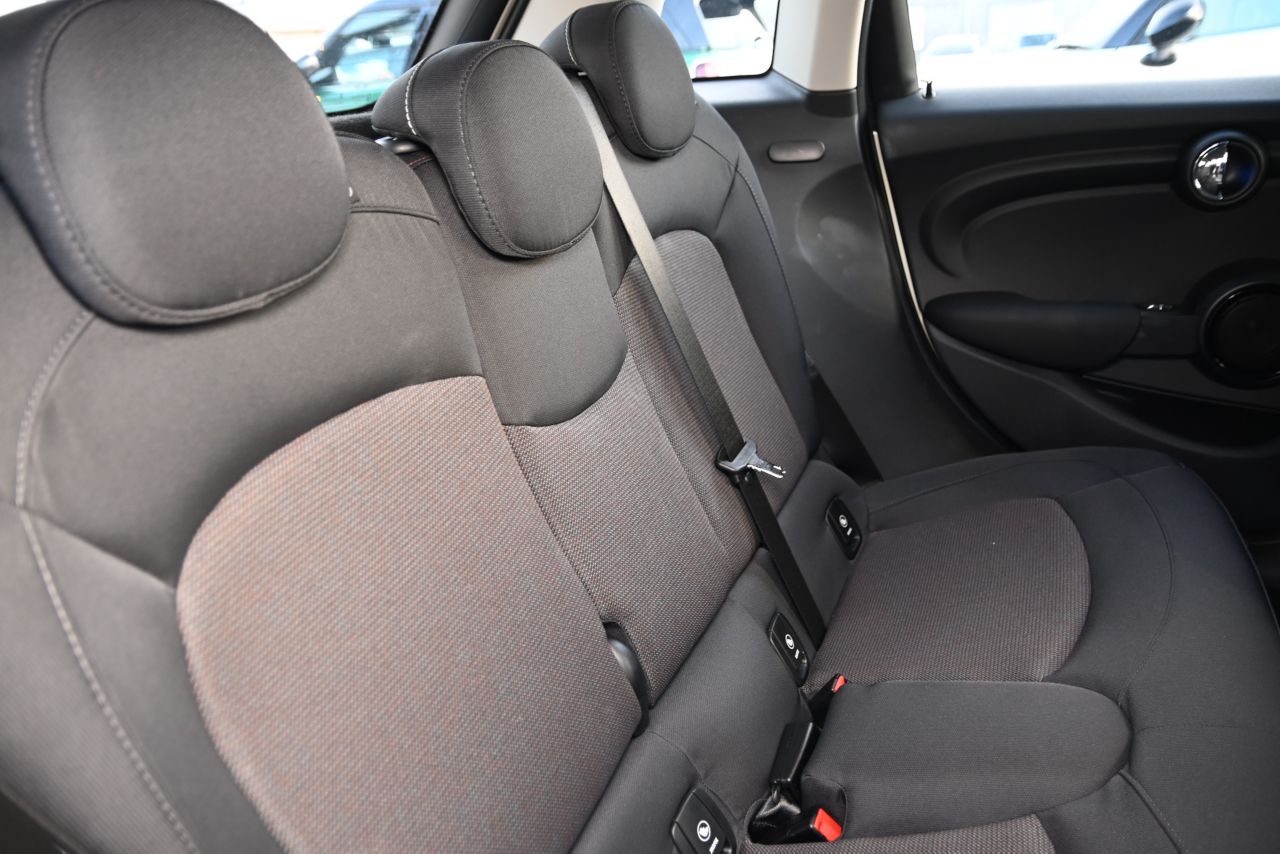 F55 MINI Cooper 5-Door Hatch LCI