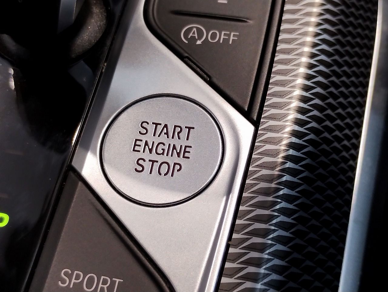 G21 320i RHD