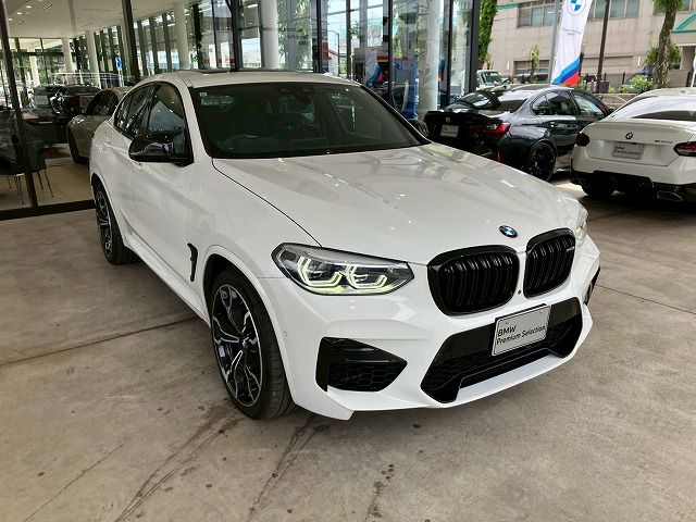 X4 M RHD