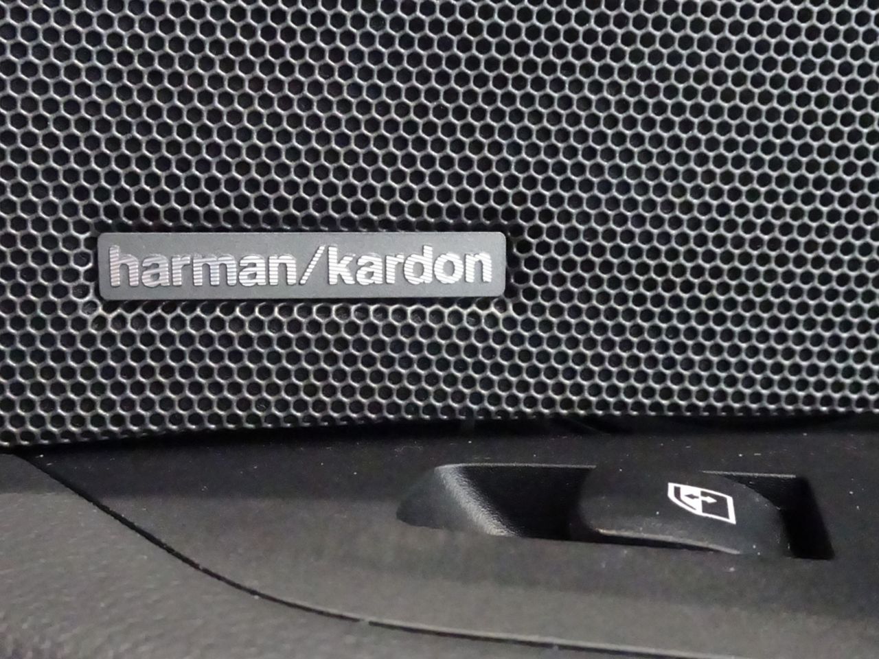 G26 i4 M50 RHD