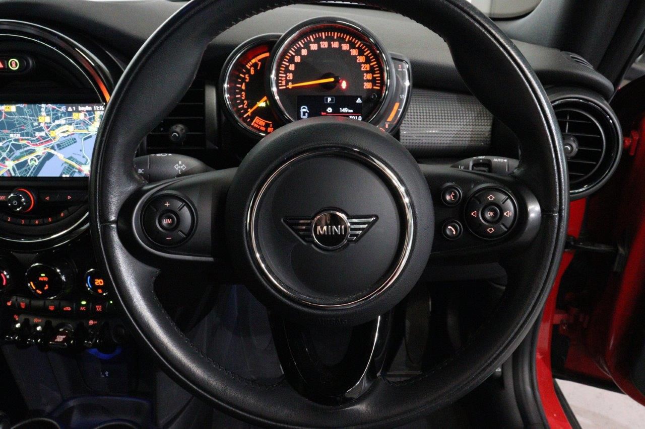 F57 MINI Cooper Convertible LCI