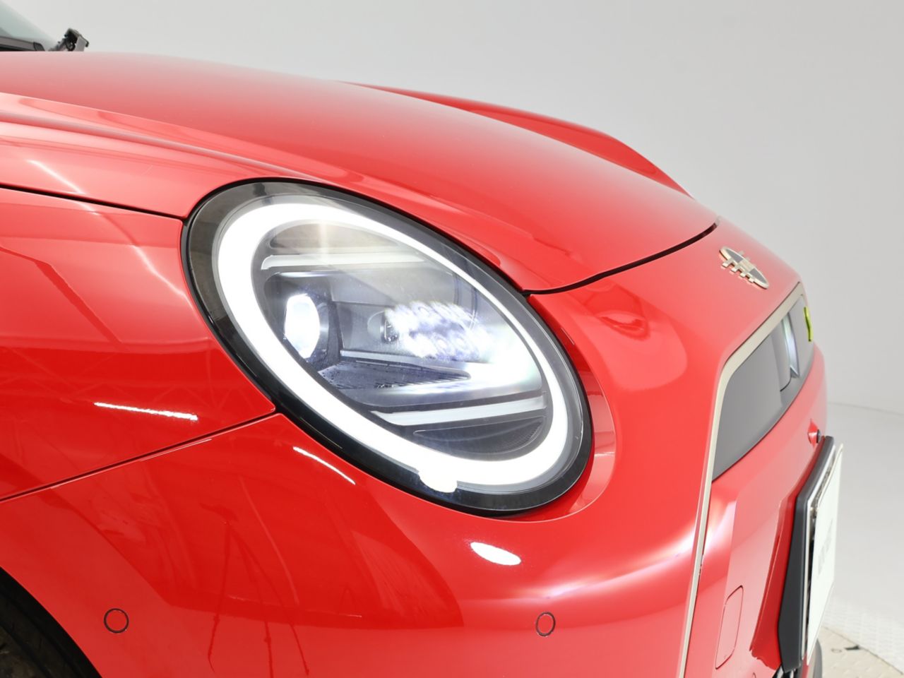 J01 MINI Cooper SE