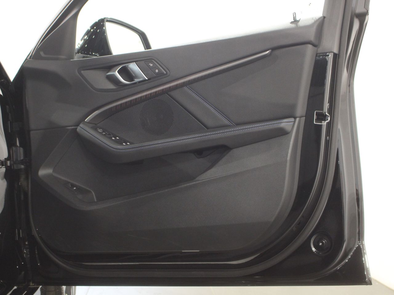 F40 118d Sports Hatch 5-door B47 2.0d