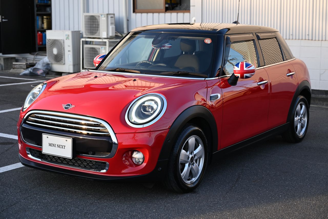 F55 COOPER D (AT)