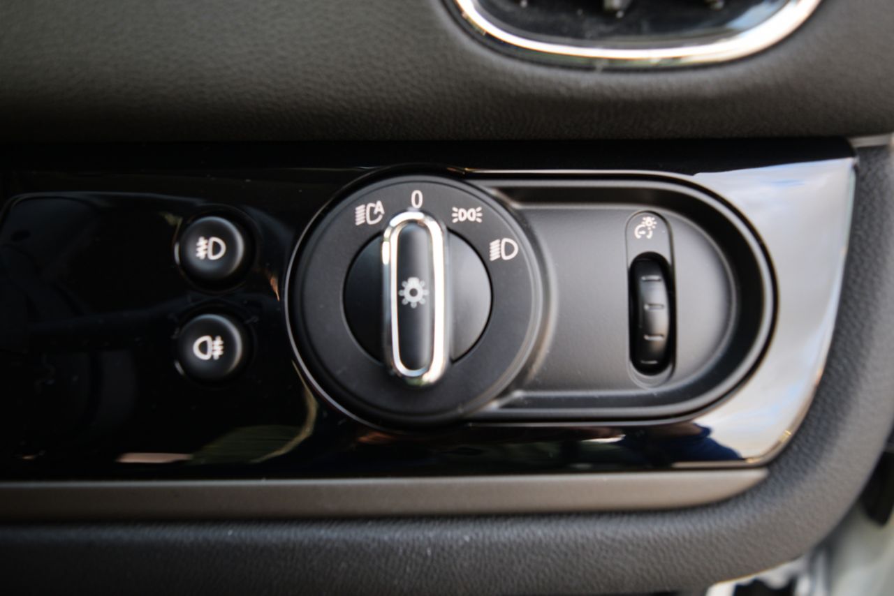 MINI CROSSOVER COOPER D