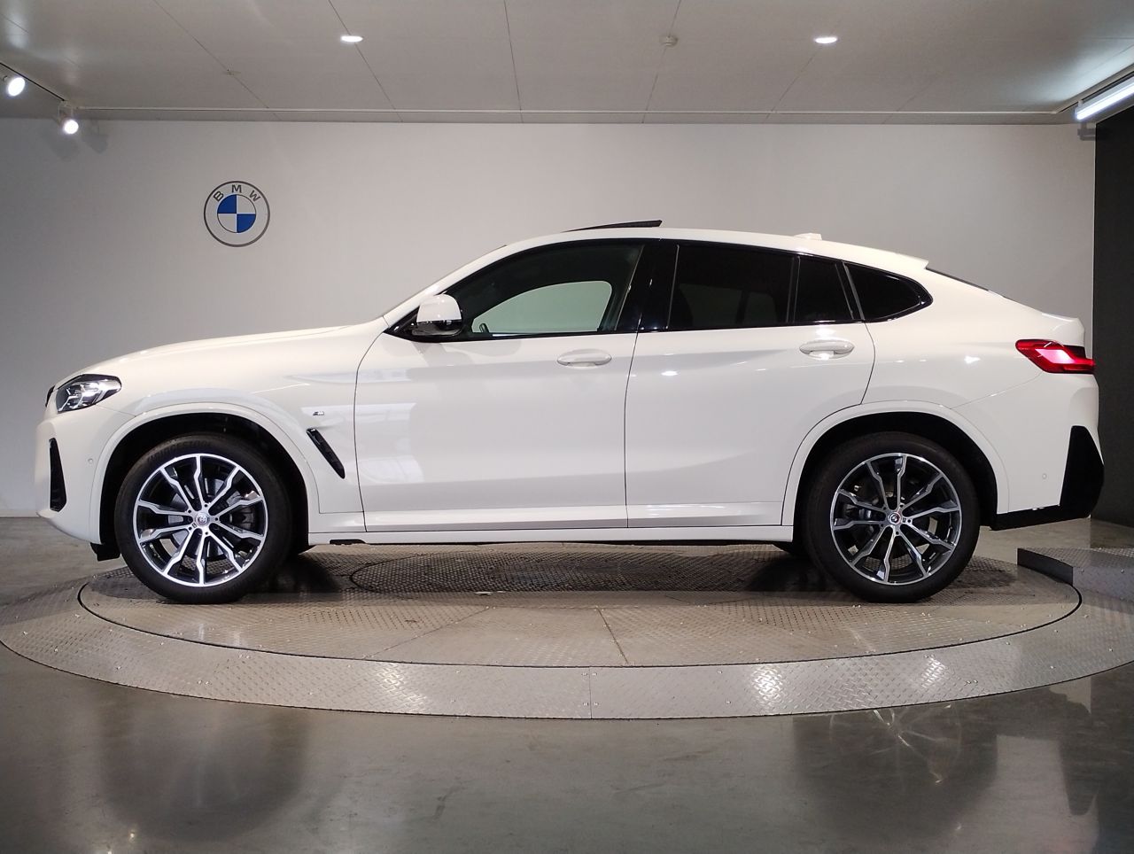 X4 xDrive20d RHD