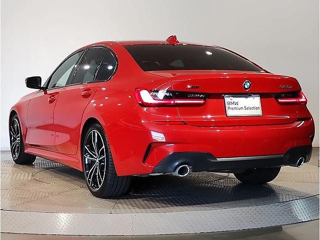 G20 320d xDrive RHD Saloon