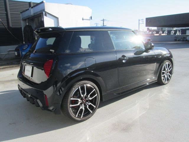 F66 MINI John Cooper Works