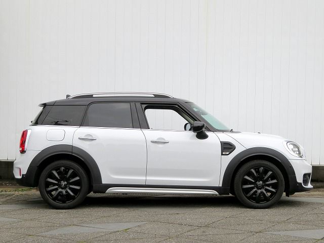 MINI CROSSOVER COOPER D