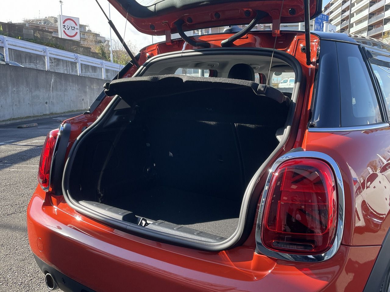 MINI F55 Cooper D 5dr Hatch LCI