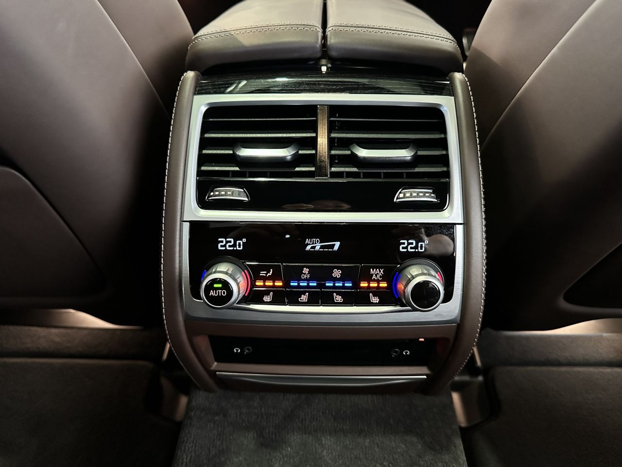 740D XDRIVE