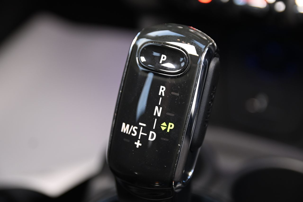 F55 MINI Cooper 5-Door Hatch LCI