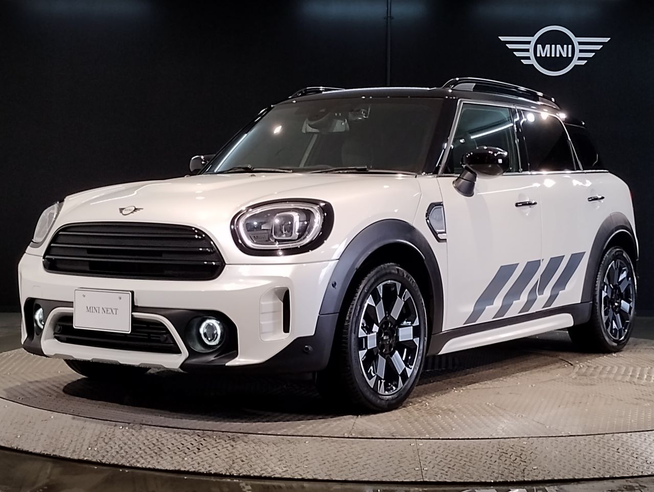 MINI COOPER D CROSSOVER UNTAMED EDITION.