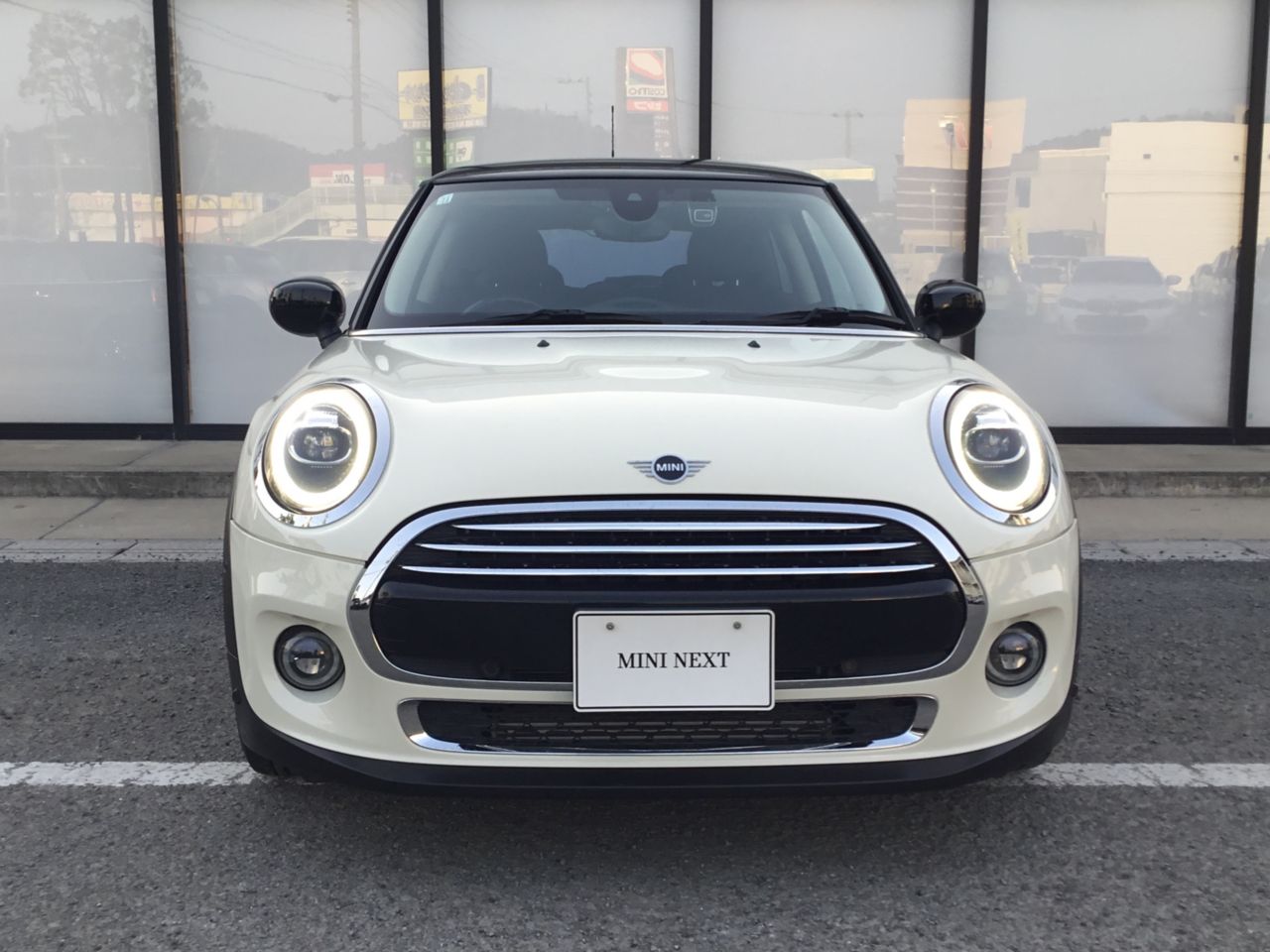 F56 MINI Cooper 3-Door Hatch LCI