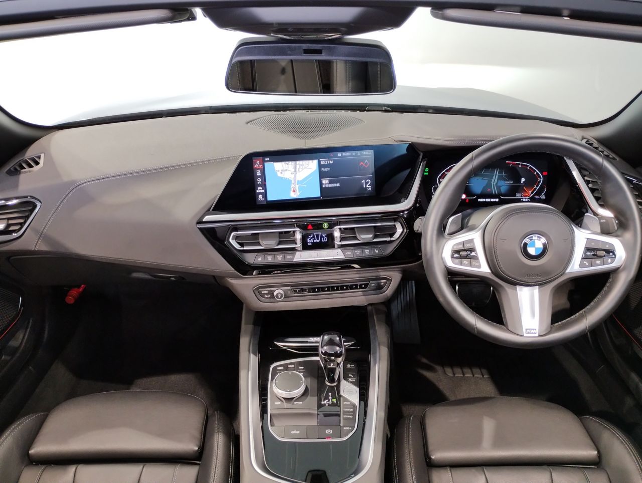G29 z4 sDrive20i RHD