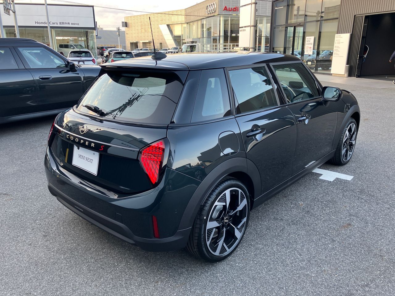 F65 MINI Cooper S 5Dr