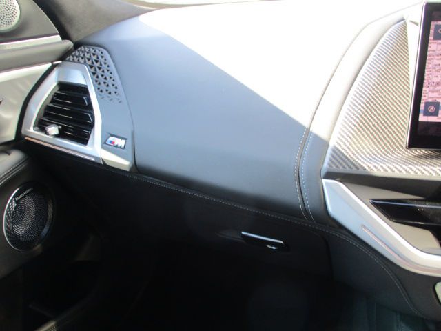 XM RHD