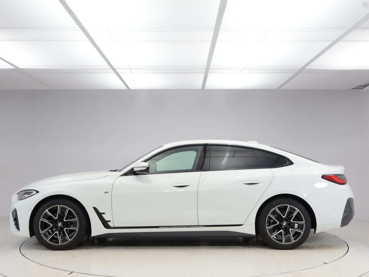 G26 420d xDrive Gran Coupe RHD