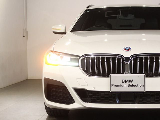 520d xDrive Touring RHD